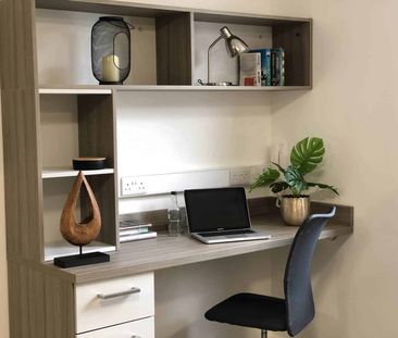 Penthouse Studio - Photo 5