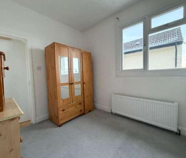 Norbury Crescent, Norbury, London, SW16 - Photo 3
