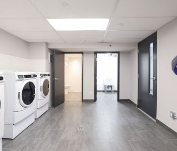 For Lease - 11 Walmer Road Unit# 602, Toronto, Ontario - Photo 6