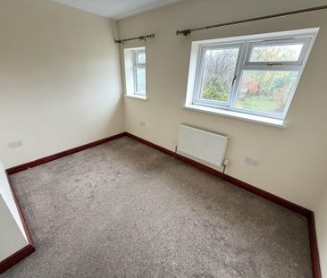 4 bedroom detached house to rent - Photo 4