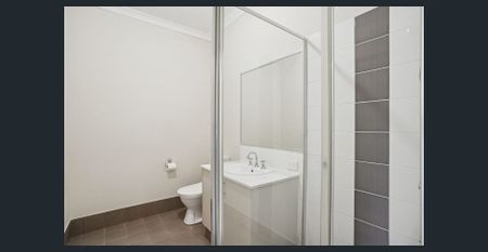 Modern 3-Bedroom Family Home in a Prime Butler Location - 31 Hollyford Parade - Photo 3