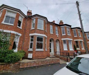 Granville Street Room 4 - Photo 1