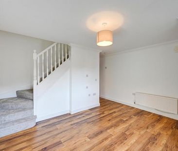 2 bedroom semi-detached house to rent - Photo 5