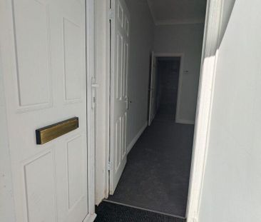 2 bedroom house to rent - Photo 2