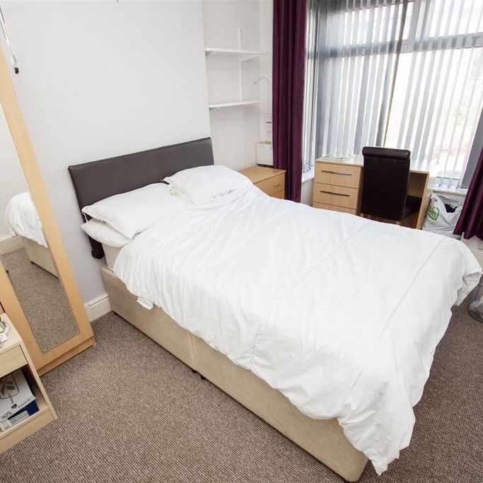 4 bedroom house to rent - Photo 1