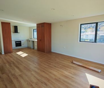 New Three Bedroom Home - Photo 2