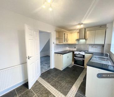 2 bedroom semi-detached house to rent - Photo 2