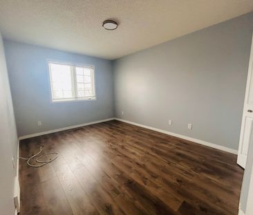 For Lease - 320 Ambleside Drive Unit# 44, London North, Ontario - Photo 4