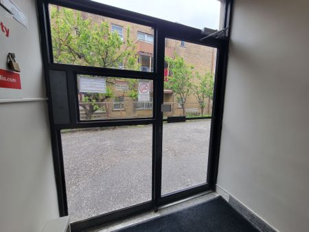 For Lease - 2637 Keele Street Unit# Lower Level #1, Toronto, Ontario - Photo 2