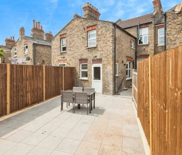 Room in a Shared House, Wearside Road, SE13 - Photo 6