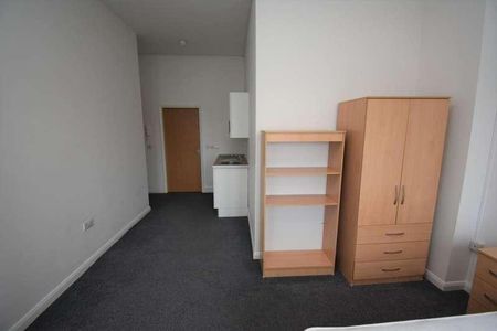 King Street West, Wigan, WN1 - Photo 2