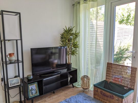 1 Bed Flat, Boundary Road, SW19 - Photo 1