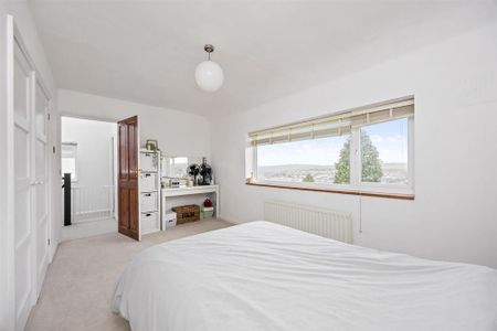 4 bedroom house to rent - Photo 3