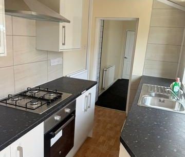 2 bedroom terraced house to rent - Photo 5
