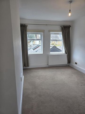 2 bedroom maisonette to rent - Photo 4