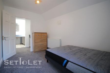 Strathdene Road, Birmingham, B29 6QL - Photo 4