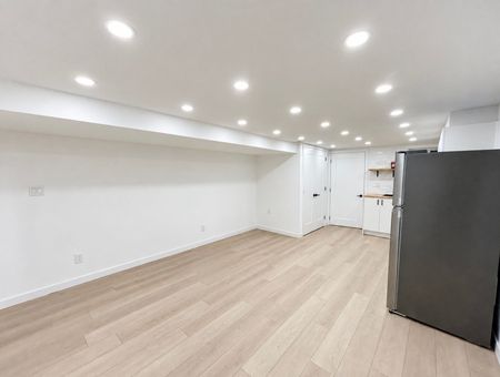For Lease - 148 Ascot Avenue Unit# Lower, Toronto, Ontario - Photo 4