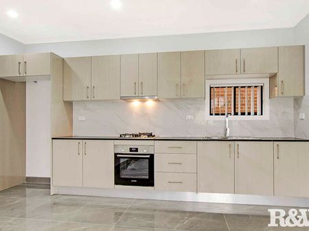 Modern Granny Flat - Photo 2