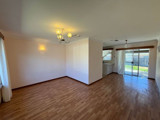 Safety Bay Gem – Neat 3x1 Quadruplex Unit (More Photos Coming Soon!) - Photo 1