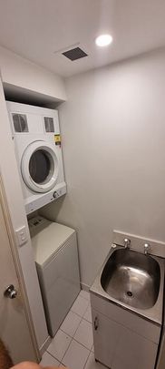 Quiet, secure, warm 2brm Townhouse - Photo 1