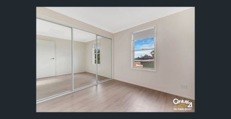 Beautiful Three bedroom Granny flat with Parking - Photo 2