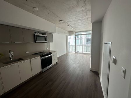 For Lease - 45 Baseball Place Unit# 811, Toronto, Ontario - Photo 3