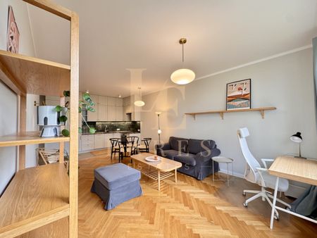 Przestronne funkcjonalne mieszkanie | Balkon - Photo 2