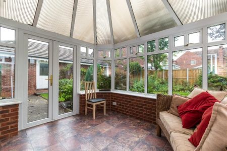 4 bedroom detached house to rent - Photo 4