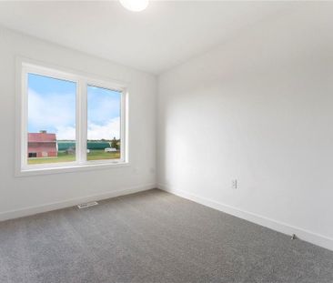 For Lease - 940 St. David Street Unit# 80, Centre Wellington, Ontario - Photo 4