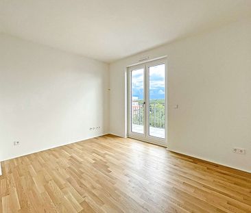 Helles 3-Zimmer Penthouse mit hochwertiger Einbauküche & Süd-Balkon - Photo 5