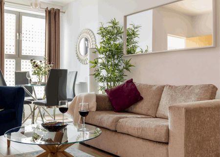 1 bedroom serviced apartment to rent - Photo 5