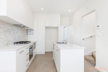 56/45 Athllon Drive, Greenway ACT 2900 - Townhouse For Rent | Domain - Photo 4