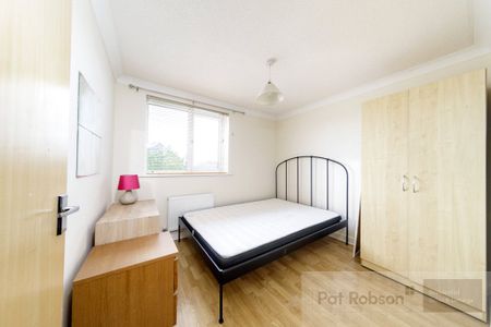 Chillingham Road Flat 4, Newcastle Upon Tyne - Photo 4