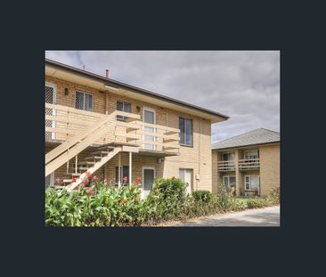 Fully renovated 1 bedroom unit in a great location! - Photo 5