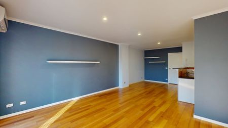 Modern Comfort In Prime Location - Photo 3
