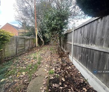 2 bedroom terraced house to rent - Photo 5