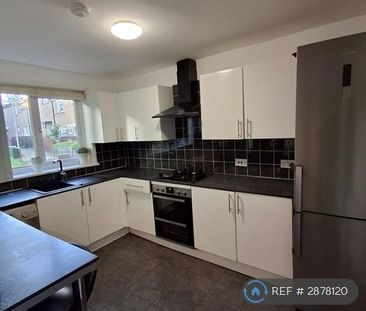 3 bedroom end of terrace house to rent - Photo 1