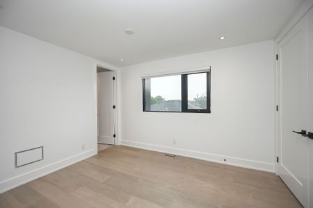 For Lease - 17A PINE Avenue, Mississauga, Ontario - Photo 3