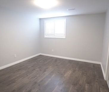 For Lease - 11 Whitbread Crescent, Ajax, Ontario - Photo 6