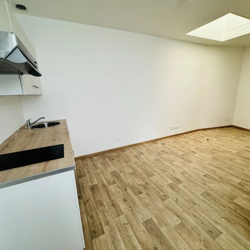 Location Appartement 2 pièces 33 m2 à Saint-Quentin - Photo 1