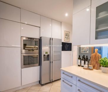 Location - appartement - 70 m² - 3 Pièces - Photo 5