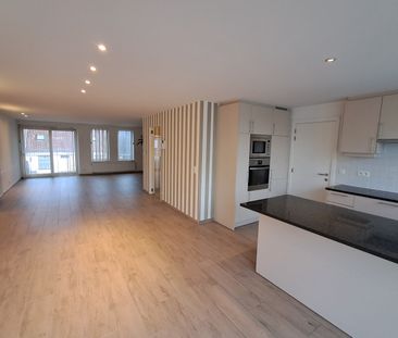 Ruim appartement met prachtig terras te Sijsele! - Foto 4