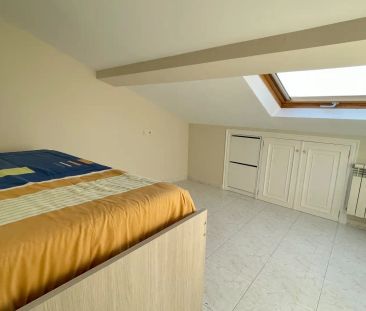 Ático de alquiler en Calzada de Sar, Castiñeiriño - Cruceiro de Sar - Photo 2