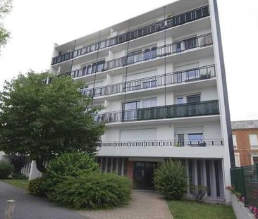 À CHARLEVILLE MEZIERES - Photo 3