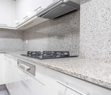 Avinguda de Blasco Ibáñez, Valencia, Valencian Community 46022 - Photo 2