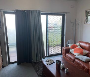 Noble Park North - Photo 2