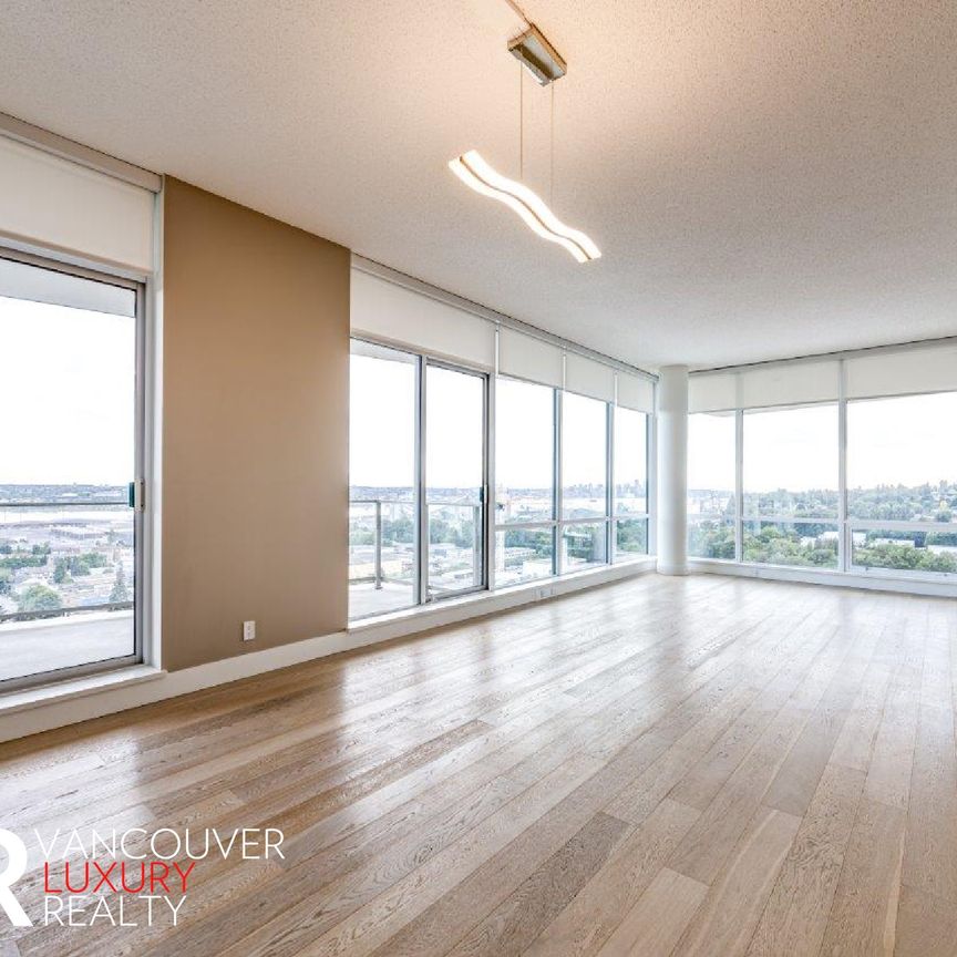 Penthouse in North Vancouver, BC - Photo 1