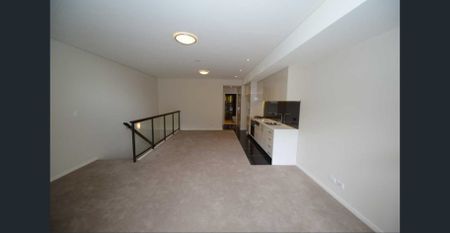 Spacious One Bedroom Apartment - Photo 3