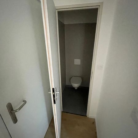 Location Appartement 2 pièces 42m² - Photo 4