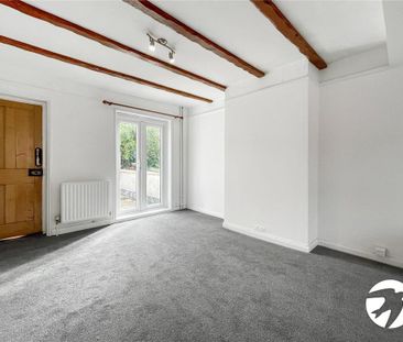 2 bedroom end of terrace house to rent - Photo 1